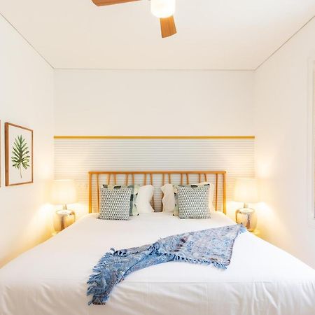 Joivy Chiado Self Check-In 2-Br Flat With Parking Lisboa Exterior foto
