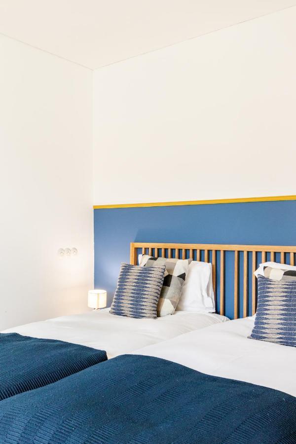 Joivy Chiado Self Check-In 2-Br Flat With Parking Lisboa Exterior foto