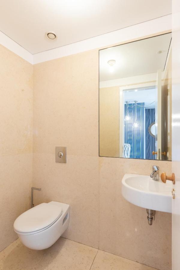 Joivy Chiado Self Check-In 2-Br Flat With Parking Lisboa Exterior foto