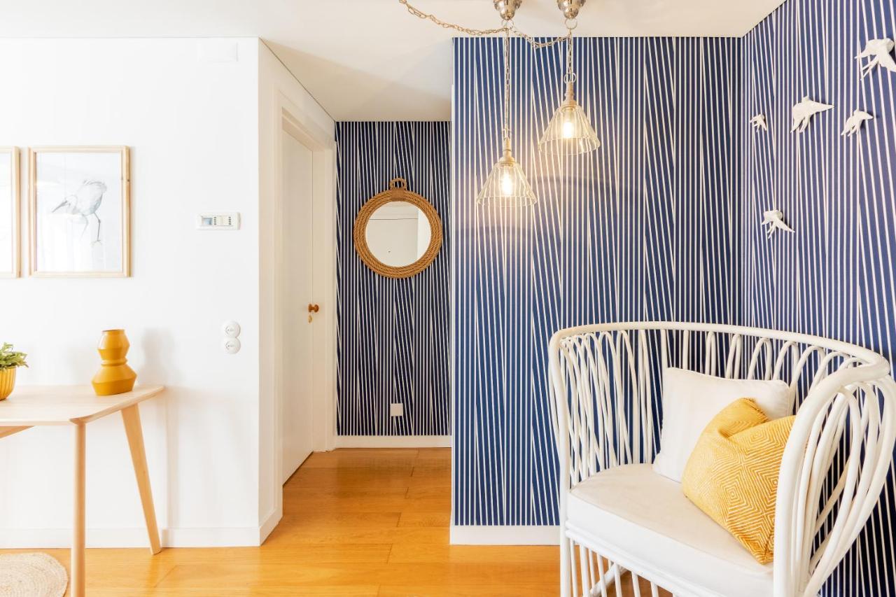 Joivy Chiado Self Check-In 2-Br Flat With Parking Lisboa Exterior foto