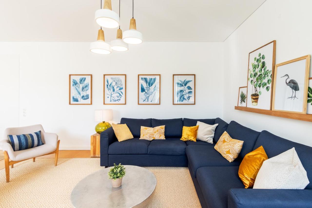 Joivy Chiado Self Check-In 2-Br Flat With Parking Lisboa Exterior foto